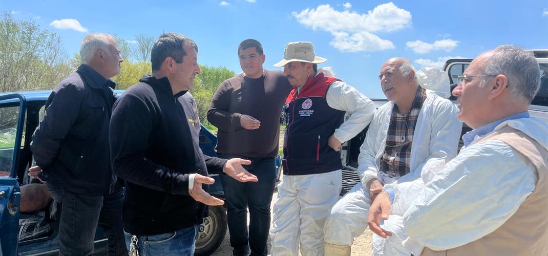 Sahada Samimi Sohbetler: Teknik Personelimiz Üreticilerimizle Buluştu!
