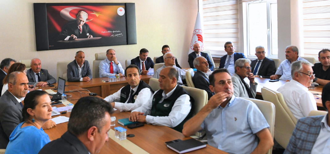 Ankara'da Kuraklık Tedbirleri ve Üretim Planlaması Masaya Yatırıldı.